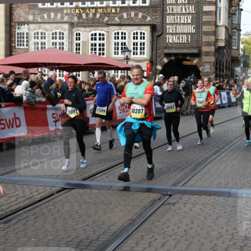 05.10.2025 - 20. swb-Marathon Bremen Yannick Fuchs http://msf.ph/oto/9231447 05.10.2025 11:02:58 Ziel 9331, 9360, 9516, 9846, 10129, 10167, 10207, 10530, 10656, 10734, 10803, 10804, 10940, 11087, 11193, 11504, 11576, 11667, 11668 meine-sportfotos.de