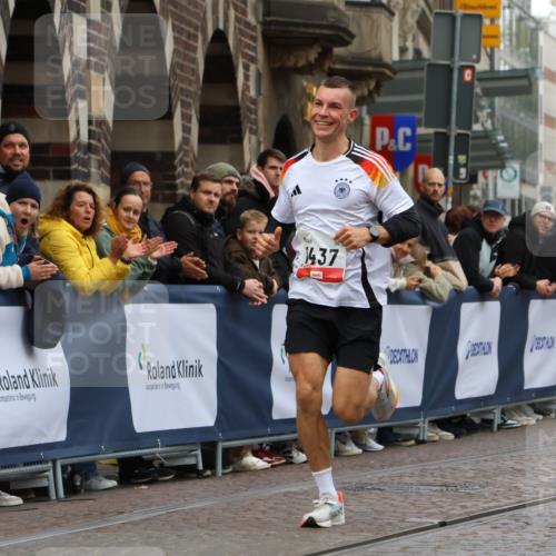 05.10.2025 - 20. swb-Marathon Bremen Strokosch-Dieckow http://msf.ph/oto/9231610 05.10.2025 12:30:48 Ziel 1437 meine-sportfotos.de