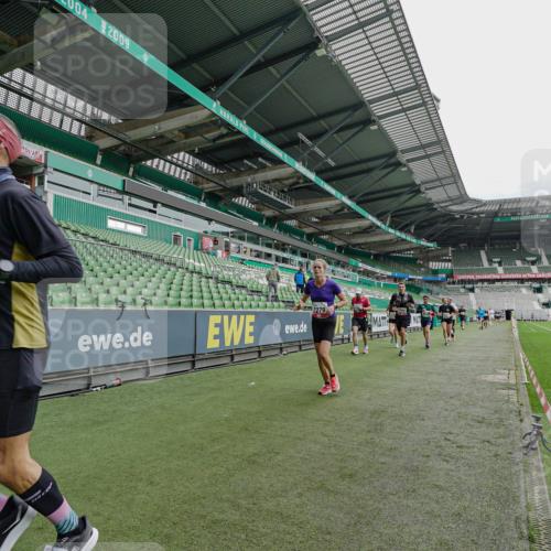 05.10.2025 - 20. swb-Marathon Bremen Michael Burmester http://msf.ph/oto/9231634 05.10.2025 12:51:21 Laufen im Stadion 122, 334, 503, 601, 688, 750, 914, 1037, 1064, 1120, 1314, 1450, 1499, 1577, 1689, 1701, 1748, 1909, 1911, 2059, 2279, 2283, 2350, 2447, 2493, 2526, 3267, 3419, 3608, 3661, 4032, 4104, 4260, 4654, 4687, 4962, 5551, 5817, 5838, 5910, 6066, 6210, 6252, 6401, 6477, 6775, 7713, 7723, 8066, 8083, 8682, 8740, 8780, 8995, 688, 736, 745, 1025, 1033, 1044, 1166, 1359, 2381, 3228, 3291, 4366, 5184, 5418, 5564, 6681, 7493 meine-sportfotos.de