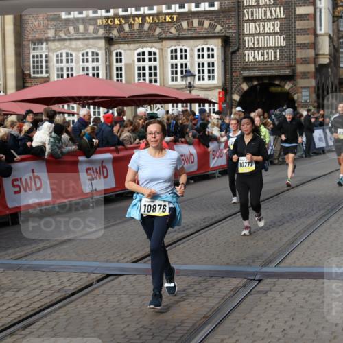 05.10.2025 - 20. swb-Marathon Bremen Yannick Fuchs http://msf.ph/oto/9231817 05.10.2025 11:03:07 Ziel 9229, 9644, 9661, 9662, 9846, 9893, 10167, 10656, 10777, 10876, 11312, 11376, 11504, 11667, 11668, 11735 meine-sportfotos.de