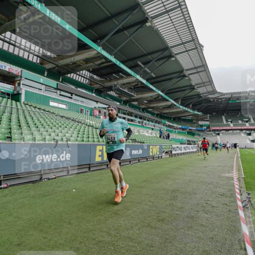 05.10.2025 - 20. swb-Marathon Bremen Michael Burmester http://msf.ph/oto/9231958 05.10.2025 12:52:13 Laufen im Stadion 754, 914, 1029, 1120, 1298, 1550, 1552, 1748, 1926, 2283, 2447, 2595, 3033, 3041, 3178, 3626, 4362, 4652, 4781, 5068, 5108, 5416, 5459, 5561, 5675, 5847, 5910, 6367, 6630, 6773, 7012, 7031, 7293, 7313, 7419, 7634, 8218, 8534, 8558, 8580, 8701, 8740, 8921, 9115, 750, 1064, 1314, 1499, 1577, 1701, 1911, 2279, 2350, 2493, 2526, 4260, 4654, 4687, 5910, 6066, 6210, 6775, 7713, 7723, 8066, 8682, 8780 meine-sportfotos.de