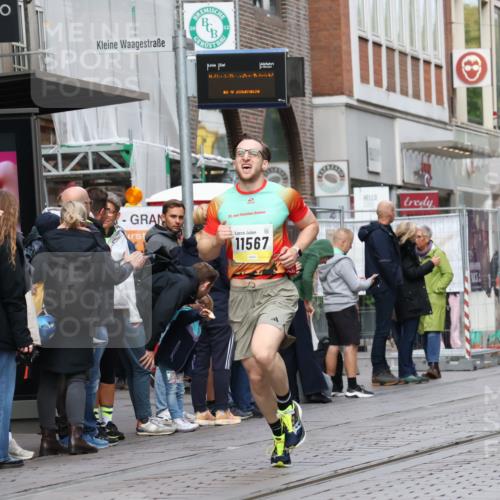 05.10.2025 - 20. swb-Marathon Bremen Strokosch-Dieckow http://msf.ph/oto/9231963 05.10.2025 10:39:57 Ziel 10070, 10565, 10658, 10686, 11567, 10070, 10565, 10658, 10686, 11567 meine-sportfotos.de