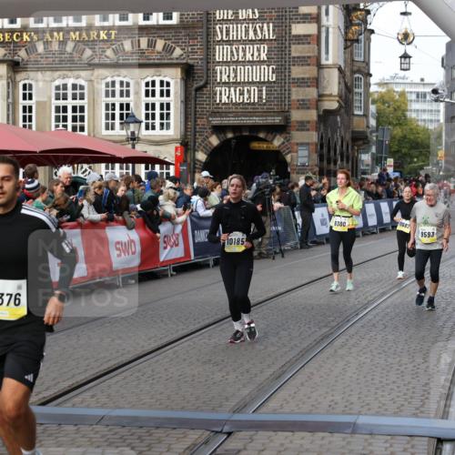 05.10.2025 - 20. swb-Marathon Bremen Yannick Fuchs http://msf.ph/oto/9232099 05.10.2025 11:03:11 Ziel 9229, 9593, 9661, 9662, 9893, 10185, 10777, 10876, 11376, 11735 meine-sportfotos.de