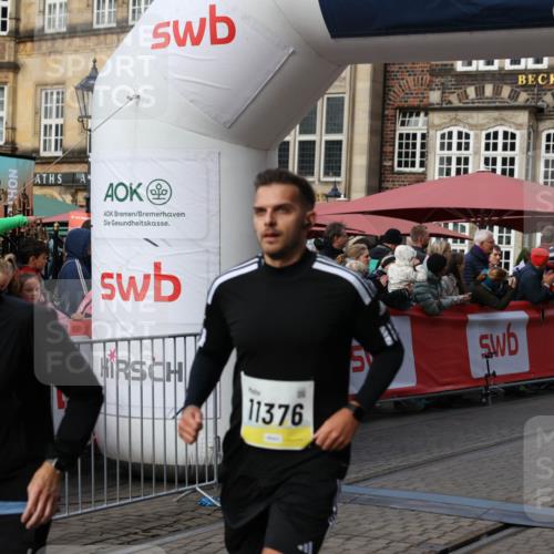 05.10.2025 - 20. swb-Marathon Bremen Yannick Fuchs http://msf.ph/oto/9232171 05.10.2025 11:03:12 Ziel 9229, 9300, 9593, 9661, 9662, 9893, 10185, 10777, 10876, 11376, 11682 meine-sportfotos.de
