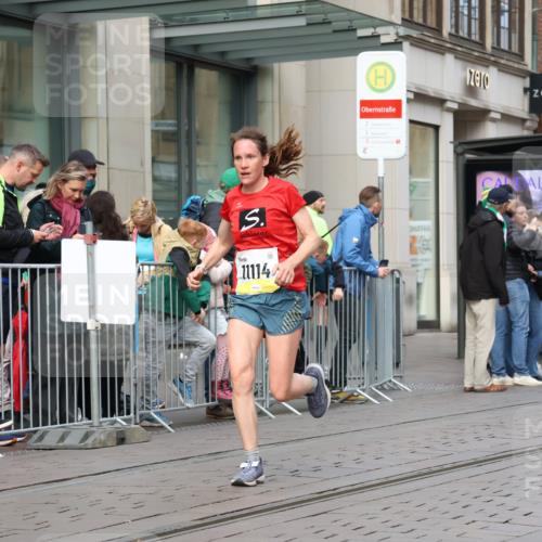 05.10.2025 - 20. swb-Marathon Bremen Strokosch-Dieckow http://msf.ph/oto/9232279 05.10.2025 10:40:20 Ziel 10161, 10229, 10686, 11114, 10161, 10229, 10686, 11114 meine-sportfotos.de