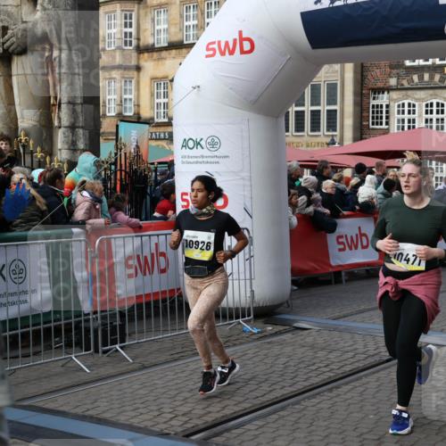 05.10.2025 - 20. swb-Marathon Bremen Yannick Fuchs http://msf.ph/oto/9232385 05.10.2025 11:03:21 Ziel 9300, 9325, 9593, 10471, 10926, 10996, 11390, 11682 meine-sportfotos.de