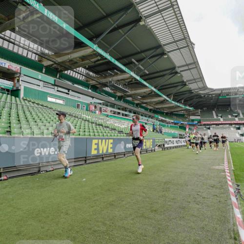 05.10.2025 - 20. swb-Marathon Bremen Michael Burmester http://msf.ph/oto/9232483 05.10.2025 12:53:42 Laufen im Stadion 89, 248, 250, 368, 458, 496, 507, 869, 950, 1009, 1020, 1164, 1428, 1460, 1489, 1538, 1608, 1656, 1667, 1690, 1729, 1736, 1868, 1943, 2030, 2050, 2250, 2288, 2871, 3363, 3553, 3913, 4294, 4611, 4729, 5024, 5425, 5571, 5576, 5579, 5944, 6244, 6348, 6359, 6492, 6806, 7255, 7408, 7617, 7835, 7905, 8238, 8462, 8499, 8511, 8611, 8709, 550, 590, 832, 1367, 1431, 1600, 2072, 2075, 4132, 4218, 4573, 4746, 4935, 5169, 5866, 6677, 8297, 8431 meine-sportfotos.de