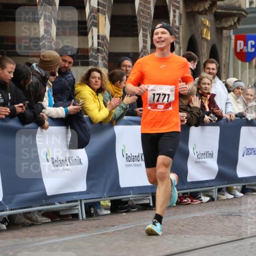 05.10.2025 - 20. swb-Marathon Bremen Strokosch-Dieckow http://msf.ph/oto/9232535 05.10.2025 12:31:48 Ziel 1771 meine-sportfotos.de