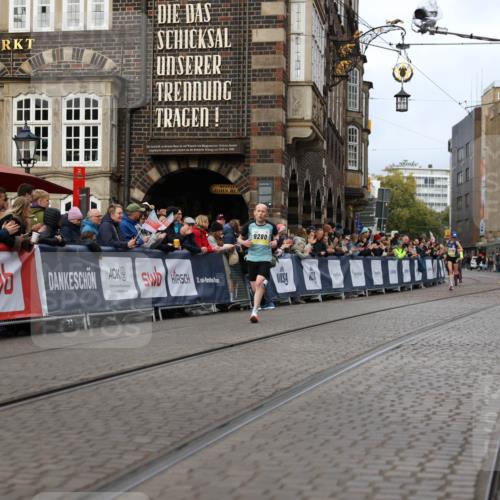 05.10.2025 - 20. swb-Marathon Bremen Yannick Fuchs http://msf.ph/oto/9232569 05.10.2025 10:32:37 Ziel 9280 meine-sportfotos.de