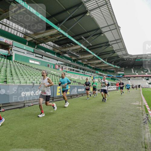 05.10.2025 - 20. swb-Marathon Bremen Michael Burmester http://msf.ph/oto/9232571 05.10.2025 12:53:51 Laufen im Stadion 89, 250, 368, 458, 496, 507, 756, 869, 950, 1009, 1020, 1164, 1165, 1428, 1460, 1489, 1517, 1538, 1608, 1656, 1690, 1729, 1736, 1868, 1873, 1943, 2030, 2050, 2250, 2288, 2871, 3363, 3553, 3913, 4294, 4611, 5024, 5425, 5571, 5576, 5944, 6244, 6348, 6359, 6806, 7232, 7255, 7408, 7617, 7835, 7905, 8238, 8499, 8511, 8611, 8709, 248, 832, 1367, 1667, 2072, 2075, 4132, 4573, 4729, 5169, 5579, 5866, 6492, 8462 meine-sportfotos.de