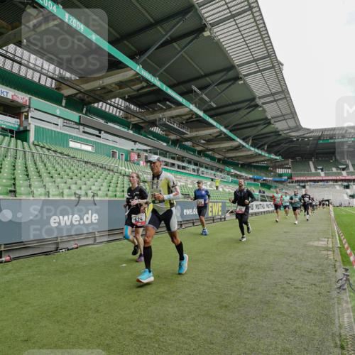 05.10.2025 - 20. swb-Marathon Bremen Michael Burmester http://msf.ph/oto/9232712 05.10.2025 12:54:10 Laufen im Stadion 53, 89, 132, 250, 289, 368, 458, 496, 504, 507, 524, 756, 950, 1009, 1020, 1164, 1165, 1428, 1460, 1489, 1517, 1543, 1608, 1656, 1690, 1729, 1736, 1873, 1896, 1943, 1976, 2030, 2050, 2250, 2288, 2573, 2841, 2871, 3193, 3212, 3363, 3703, 3913, 4294, 4611, 4949, 5022, 5024, 5206, 5571, 5576, 5666, 5944, 5978, 6244, 6348, 6359, 6583, 6853, 7232, 7279, 7494, 7508, 7617, 7835, 7905, 8499, 8511, 8611, 8737, 248, 869, 1538, 3553, 7255, 7408, 8238, 8709 meine-sportfotos.de