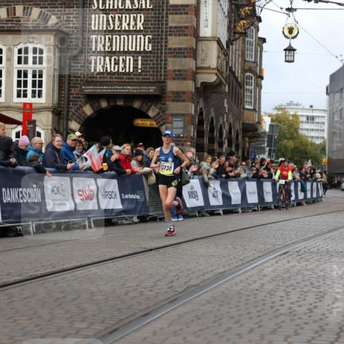 05.10.2025 - 20. swb-Marathon Bremen Yannick Fuchs http://msf.ph/oto/9232808 05.10.2025 10:32:41 Ziel 9280, 11730 meine-sportfotos.de