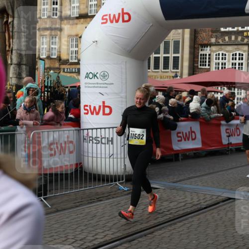 05.10.2025 - 20. swb-Marathon Bremen Yannick Fuchs http://msf.ph/oto/9232896 05.10.2025 11:03:29 Ziel 7776, 9224, 9225, 9246, 9325, 10142, 10405, 10446, 10963, 10995, 11103, 11124, 11236, 11467, 11502, 11508, 11509 meine-sportfotos.de