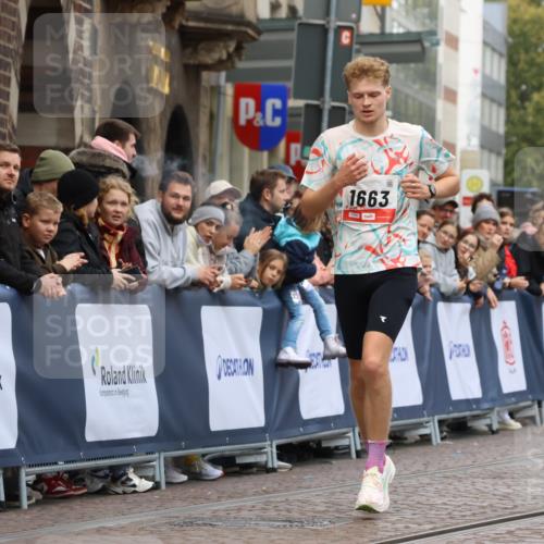05.10.2025 - 20. swb-Marathon Bremen Strokosch-Dieckow http://msf.ph/oto/9233099 05.10.2025 12:34:10 Ziel 1663 meine-sportfotos.de
