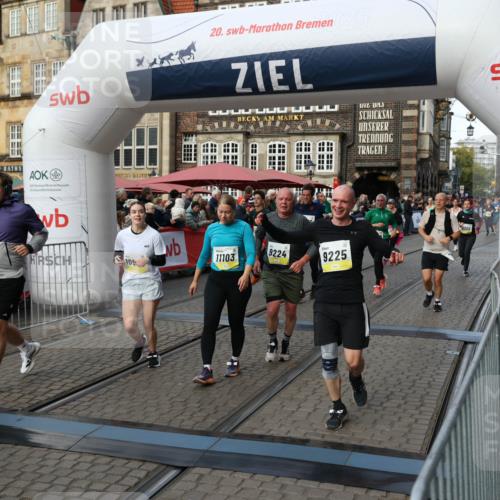 05.10.2025 - 20. swb-Marathon Bremen Yannick Fuchs http://msf.ph/oto/9233100 05.10.2025 11:03:32 Ziel 7776, 9224, 9225, 9246, 9308, 10142, 10405, 10446, 10963, 10995, 11103, 11124, 11150, 11236, 11467, 11502, 11508, 11509 meine-sportfotos.de