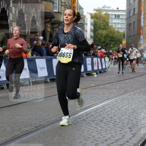 05.10.2025 - 20. swb-Marathon Bremen Strokosch-Dieckow http://msf.ph/oto/9233155 05.10.2025 10:53:29 Ziel 9238, 9461, 9464, 9569, 9957, 10302, 10310, 10335, 10369, 10468, 10655, 10934, 11246, 11545, 11616, 11716 meine-sportfotos.de