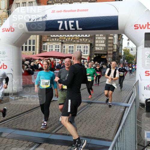05.10.2025 - 20. swb-Marathon Bremen Yannick Fuchs http://msf.ph/oto/9233164 05.10.2025 11:03:32 Ziel 7776, 9224, 9225, 9246, 9308, 10142, 10405, 10446, 10963, 10995, 11103, 11124, 11150, 11236, 11467, 11502, 11508, 11509 meine-sportfotos.de
