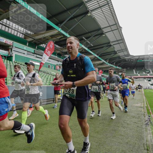 05.10.2025 - 20. swb-Marathon Bremen Michael Burmester http://msf.ph/oto/9233300 05.10.2025 12:55:34 Laufen im Stadion 78, 124, 169, 240, 663, 760, 944, 1261, 1326, 1490, 1531, 1737, 1774, 1825, 1910, 1931, 2022, 2162, 2431, 2459, 2490, 2494, 2605, 2642, 2716, 2884, 2942, 3074, 3489, 3515, 3519, 3612, 3749, 3838, 3944, 4079, 4116, 4149, 4195, 4212, 4432, 4456, 4672, 4771, 4796, 4816, 4823, 4853, 4919, 5034, 5093, 5152, 5177, 5289, 5484, 5554, 5615, 5691, 5719, 5833, 5907, 6048, 6106, 6184, 6276, 6515, 6527, 6570, 6615, 6649, 6744, 6820, 6937, 7052, 8060, 82, 104 meine-sportfotos.de