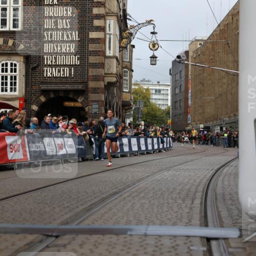 05.10.2025 - 20. swb-Marathon Bremen Yannick Fuchs http://msf.ph/oto/9233312 05.10.2025 10:34:27 Ziel 9851 meine-sportfotos.de