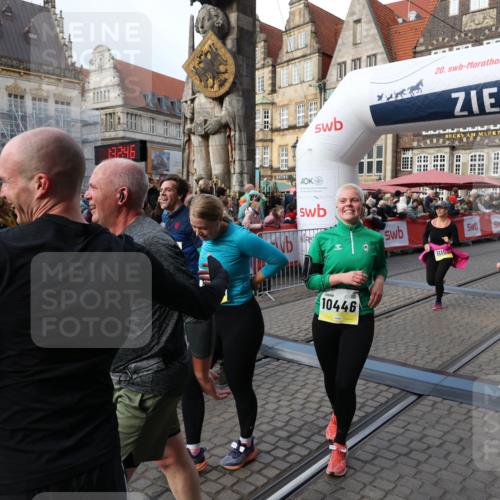 05.10.2025 - 20. swb-Marathon Bremen Yannick Fuchs http://msf.ph/oto/9233321 05.10.2025 11:03:35 Ziel 7776, 9224, 9225, 9308, 9498, 9850, 10446, 10963, 10995, 11103, 11124, 11150, 11236, 11502 meine-sportfotos.de