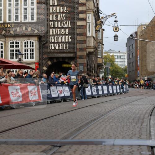 05.10.2025 - 20. swb-Marathon Bremen Yannick Fuchs http://msf.ph/oto/9233323 05.10.2025 10:34:28 Ziel 9851 meine-sportfotos.de