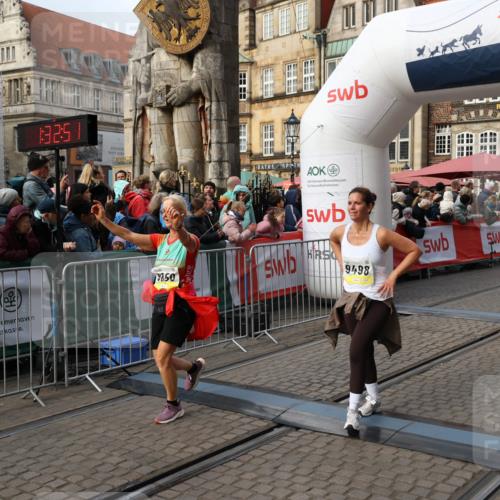 05.10.2025 - 20. swb-Marathon Bremen Yannick Fuchs http://msf.ph/oto/9233547 05.10.2025 11:03:40 Ziel 7199, 9308, 9486, 9498, 9850, 10213, 11150, 11522 meine-sportfotos.de