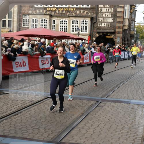 05.10.2025 - 20. swb-Marathon Bremen Yannick Fuchs http://msf.ph/oto/9233593 05.10.2025 11:03:40 Ziel 7199, 9308, 9486, 9498, 9850, 10213, 11150, 11522 meine-sportfotos.de