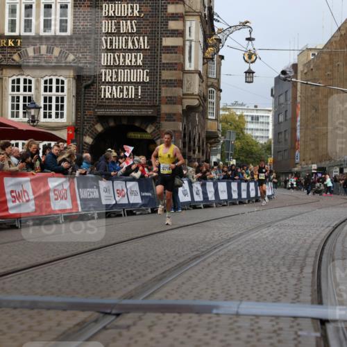 05.10.2025 - 20. swb-Marathon Bremen Yannick Fuchs http://msf.ph/oto/9233638 05.10.2025 10:34:37 Ziel 10718 meine-sportfotos.de