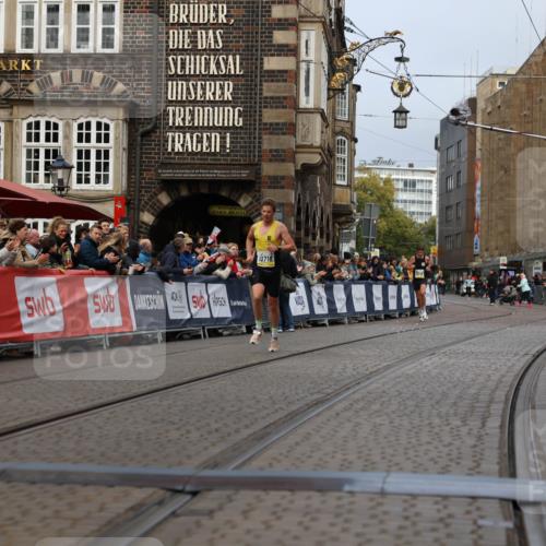 05.10.2025 - 20. swb-Marathon Bremen Yannick Fuchs http://msf.ph/oto/9233646 05.10.2025 10:34:37 Ziel 10718 meine-sportfotos.de