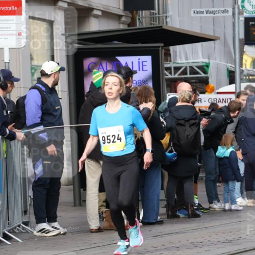 05.10.2025 - 20. swb-Marathon Bremen Strokosch-Dieckow http://msf.ph/oto/9233709 05.10.2025 10:42:30 Ziel 9524, 10045, 10592, 10624, 11178, 11640, 9524, 10045, 10592, 10624, 11178, 11640 meine-sportfotos.de