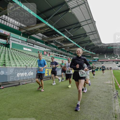 05.10.2025 - 20. swb-Marathon Bremen Michael Burmester http://msf.ph/oto/9233727 05.10.2025 12:56:28 Laufen im Stadion 325, 591, 830, 901, 984, 989, 1161, 1380, 1679, 1931, 2134, 2149, 2263, 2438, 2490, 2571, 2634, 3161, 3392, 3606, 3749, 3980, 4052, 4101, 4149, 4288, 4432, 4485, 5246, 5255, 5370, 5419, 5469, 5490, 6070, 6176, 6375, 6441, 6451, 6689, 6797, 6864, 6926, 7000, 7283, 7292, 7320, 7431, 7490, 7783, 7920, 8060, 8144, 8222, 8564, 9054, 78, 240, 1261, 1490, 1774, 1825, 2162, 2459, 2884, 2942, 3074, 3515, 3612, 4079, 4116, 4195, 4456, 5615, 5691, 5719, 6515 meine-sportfotos.de