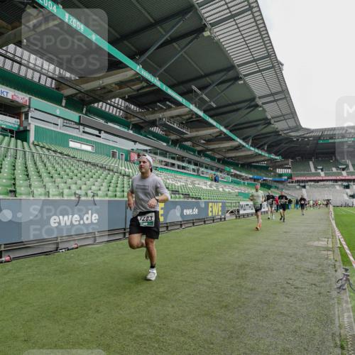 05.10.2025 - 20. swb-Marathon Bremen Michael Burmester http://msf.ph/oto/9233785 05.10.2025 12:56:36 Laufen im Stadion 299, 325, 479, 591, 830, 901, 984, 989, 1161, 1380, 1595, 1679, 2134, 2149, 2263, 2438, 2571, 2634, 3161, 3392, 3606, 3980, 4052, 4101, 4288, 4485, 5246, 5255, 5370, 5419, 5469, 5490, 6070, 6176, 6375, 6441, 6451, 6689, 6797, 6864, 6926, 7000, 7017, 7283, 7292, 7320, 7431, 7490, 7783, 7920, 8144, 8222, 8479, 8564, 9054, 78, 240, 984, 1261, 1490, 1774, 1825, 1931, 2162, 2459, 2490, 2942, 3074, 3515, 3612, 3749, 4079, 4116, 4149, 4195, 4288, 4432, 4456, 5615, 5691, 5719, 6515 meine-sportfotos.de