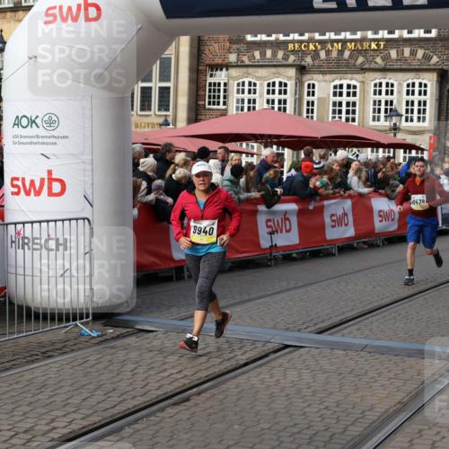 05.10.2025 - 20. swb-Marathon Bremen Yannick Fuchs http://msf.ph/oto/9233849 05.10.2025 11:03:45 Ziel 7199, 9486, 9940, 10213, 10297, 10478, 10711, 10713, 11522 meine-sportfotos.de