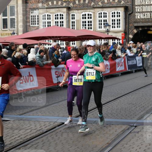 05.10.2025 - 20. swb-Marathon Bremen Yannick Fuchs http://msf.ph/oto/9233923 05.10.2025 11:03:48 Ziel 9315, 9940, 10213, 10297, 10478, 10603, 10604, 10711, 10713, 11522, 11589 meine-sportfotos.de