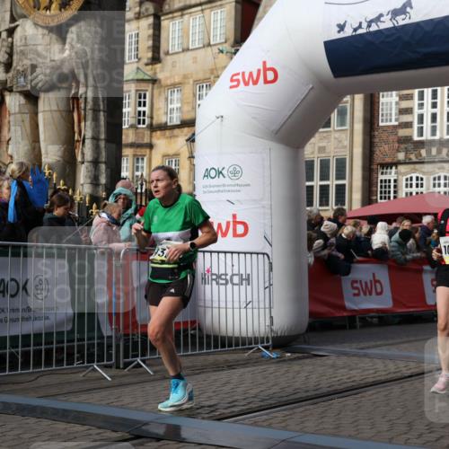05.10.2025 - 20. swb-Marathon Bremen Yannick Fuchs http://msf.ph/oto/9234061 05.10.2025 11:03:56 Ziel 7788, 9315, 10238, 10603, 10604, 11039, 11272, 11306, 11589 meine-sportfotos.de