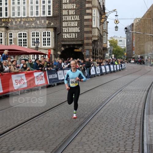 05.10.2025 - 20. swb-Marathon Bremen Yannick Fuchs http://msf.ph/oto/9234100 05.10.2025 10:34:56 Ziel 10410 meine-sportfotos.de
