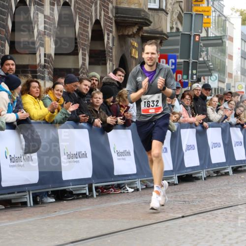05.10.2025 - 20. swb-Marathon Bremen Strokosch-Dieckow http://msf.ph/oto/9234167 05.10.2025 12:36:33 Ziel 1632 meine-sportfotos.de