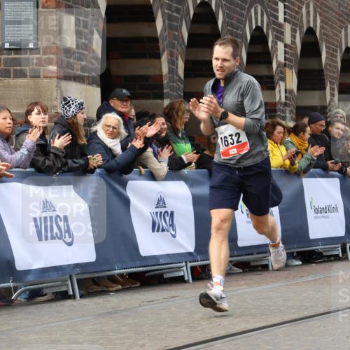 05.10.2025 - 20. swb-Marathon Bremen Strokosch-Dieckow http://msf.ph/oto/9234242 05.10.2025 12:36:34 Ziel 1632 meine-sportfotos.de
