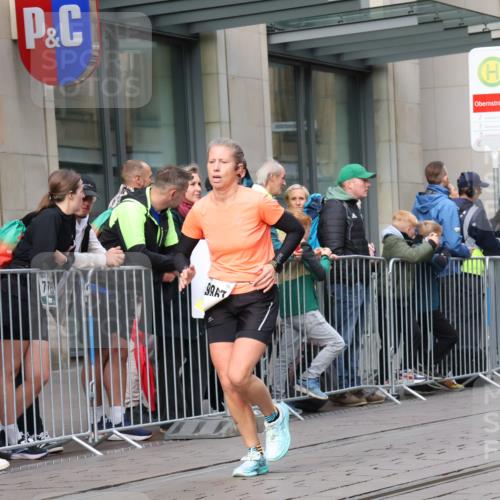05.10.2025 - 20. swb-Marathon Bremen Strokosch-Dieckow http://msf.ph/oto/9234290 05.10.2025 10:43:08 Ziel 9545, 9967, 10304, 10541, 11304, 9545, 9967, 10304, 10541, 11304 meine-sportfotos.de