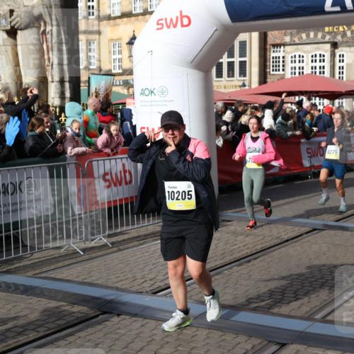 05.10.2025 - 20. swb-Marathon Bremen Yannick Fuchs http://msf.ph/oto/9234497 05.10.2025 11:04:13 Ziel 7123, 7789, 9275, 9398, 10205, 10551, 11183, 11609, 11611 meine-sportfotos.de