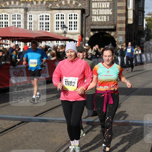 05.10.2025 - 20. swb-Marathon Bremen Yannick Fuchs http://msf.ph/oto/9234759 05.10.2025 11:04:18 Ziel 7123, 7789, 9275, 10098, 10853, 11001, 11077, 11102, 11611, 11685 meine-sportfotos.de