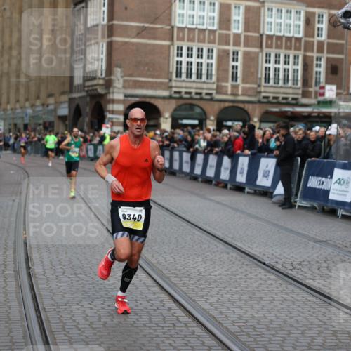 05.10.2025 - 20. swb-Marathon Bremen Yannick Fuchs http://msf.ph/oto/9235001 05.10.2025 10:35:30 Ziel 9336, 9340 meine-sportfotos.de