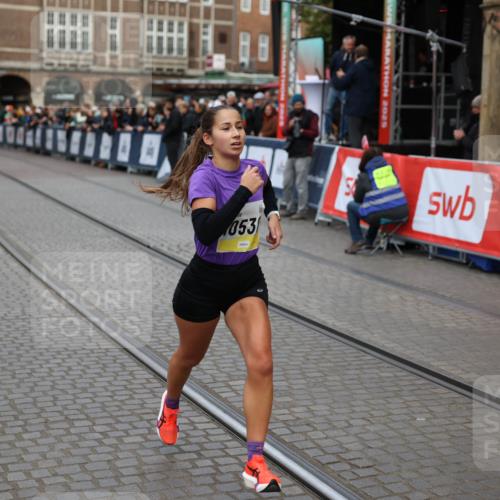 05.10.2025 - 20. swb-Marathon Bremen Yannick Fuchs http://msf.ph/oto/9235023 05.10.2025 10:35:42 Ziel 9697, 10538, 11341 meine-sportfotos.de