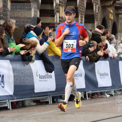 05.10.2025 - 20. swb-Marathon Bremen Strokosch-Dieckow http://msf.ph/oto/9235116 05.10.2025 12:37:26 Ziel 302, 1101 meine-sportfotos.de