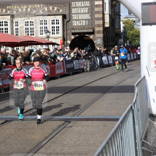 05.10.2025 - 20. swb-Marathon Bremen Yannick Fuchs http://msf.ph/oto/9235147 05.10.2025 11:04:29 Ziel 9448, 9537, 9684, 10678, 11200 meine-sportfotos.de