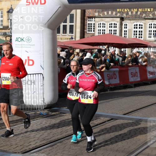 05.10.2025 - 20. swb-Marathon Bremen Yannick Fuchs http://msf.ph/oto/9235174 05.10.2025 11:04:30 Ziel 9448, 9537, 9684, 10678, 11200 meine-sportfotos.de