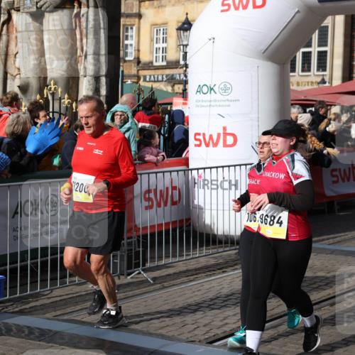 05.10.2025 - 20. swb-Marathon Bremen Yannick Fuchs http://msf.ph/oto/9235183 05.10.2025 11:04:31 Ziel 9537, 9684, 10439, 10678, 11044, 11200 meine-sportfotos.de