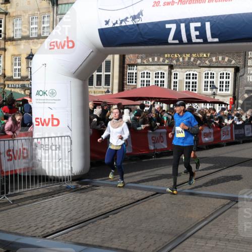 05.10.2025 - 20. swb-Marathon Bremen Yannick Fuchs http://msf.ph/oto/9235199 05.10.2025 11:04:35 Ziel 8111, 9610, 9684, 10278, 10439, 10483, 10678, 11044, 11200 meine-sportfotos.de