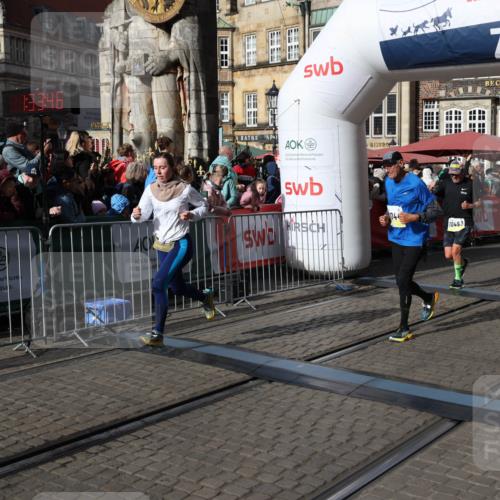 05.10.2025 - 20. swb-Marathon Bremen Yannick Fuchs http://msf.ph/oto/9235222 05.10.2025 11:04:36 Ziel 8111, 9610, 10278, 10439, 10483, 10678, 10956, 11044, 11704 meine-sportfotos.de