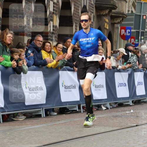 05.10.2025 - 20. swb-Marathon Bremen Strokosch-Dieckow http://msf.ph/oto/9235447 05.10.2025 12:38:12 Ziel 87 meine-sportfotos.de